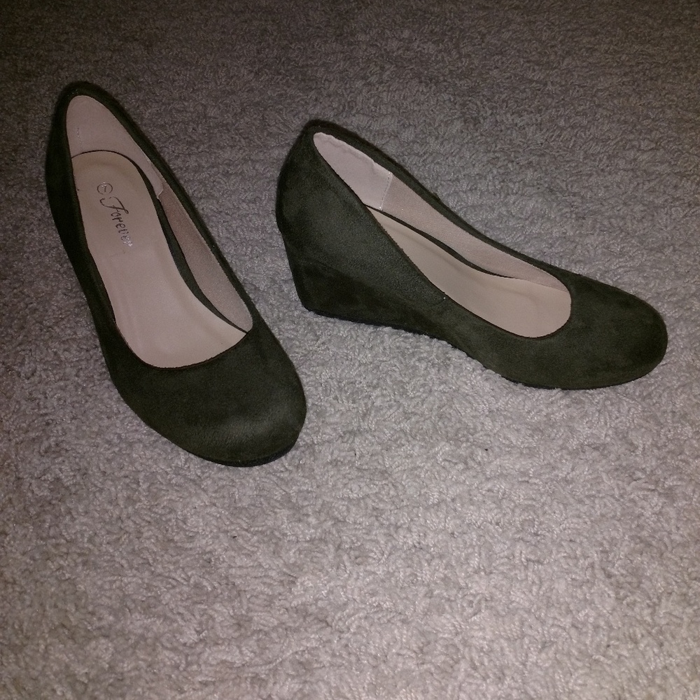 Forest Green Suede Wedges